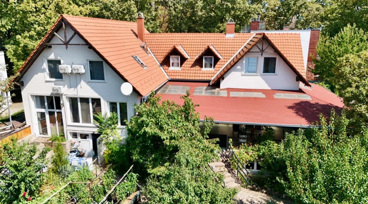 Отель Goldschmiedt Vendeghaz Palkove Экстерьер фото